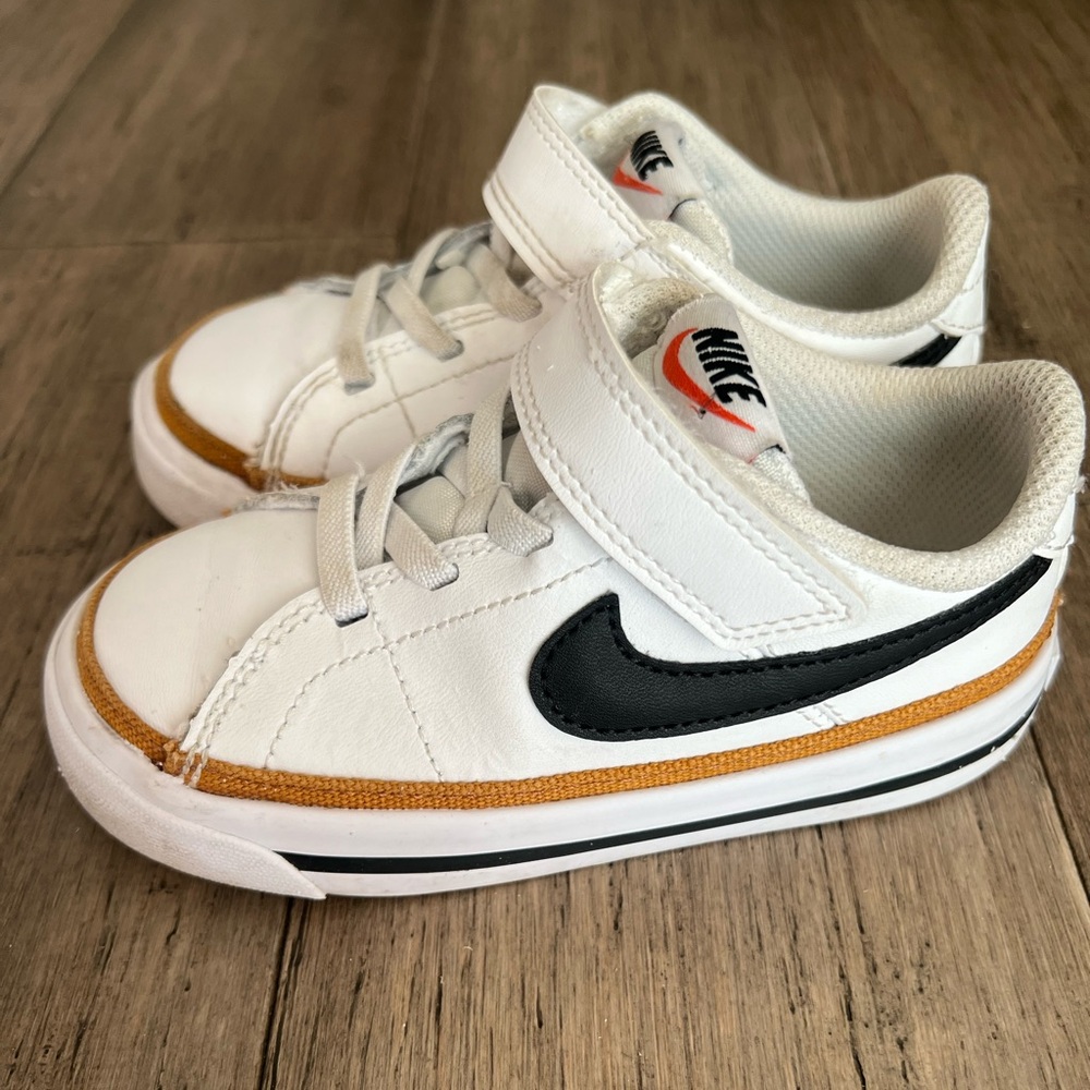 Nike court legacy size 8C toddler boy